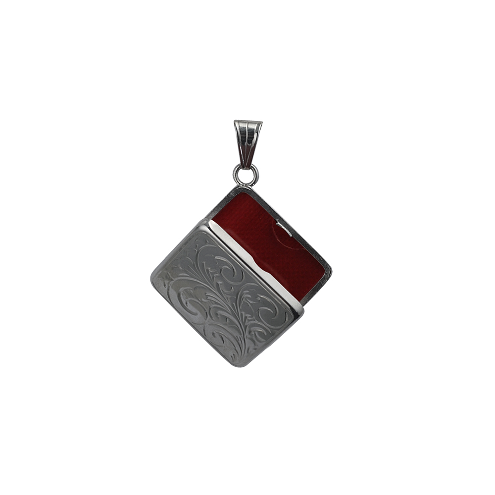 Silver 22mm hand engraved flat diamond shape Locket - Image 2
