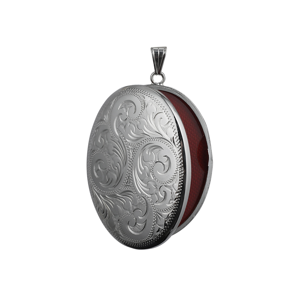 Silver 46x36mm hand engraved oval Locket - Image 2